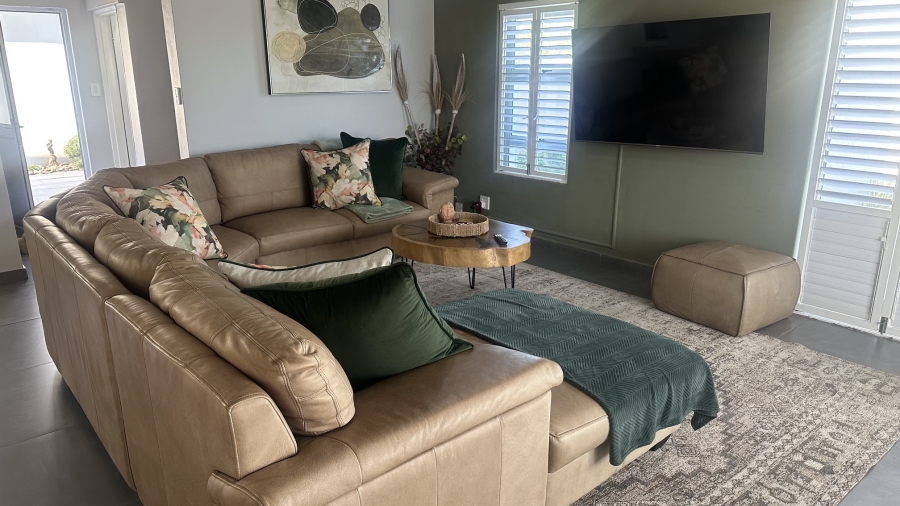 To Let 3 Bedroom Property for Rent in Big Bay Western Cape